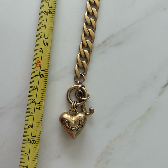 Vintage Juicy Couture Banner Puffy Gold Link Heart Necklace Y2K - Picture 9 of 10